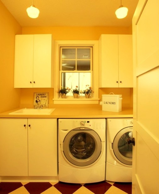 Sunny And Simply Laundry Room